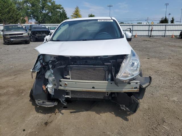  NISSAN VERSA 2019 White