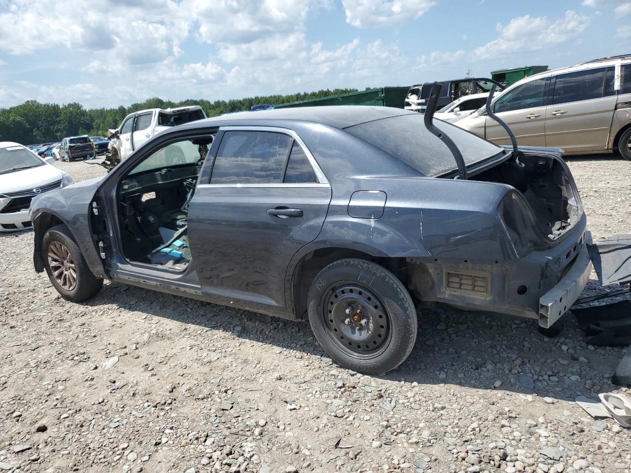 2016 Chrysler 300 - Image 2