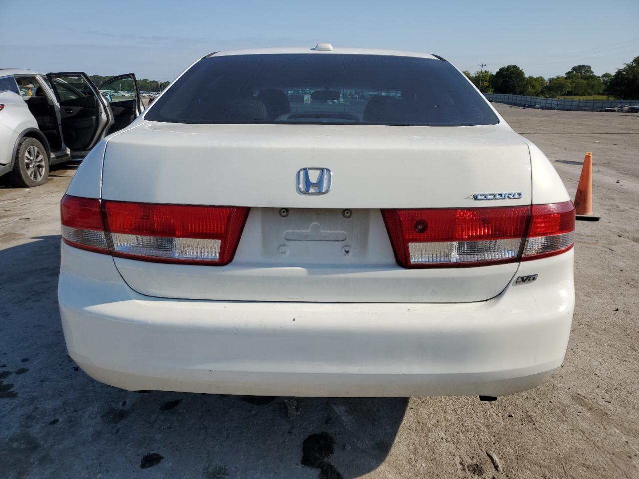 1HGCM66524A102666 2004 Honda Accord Ex