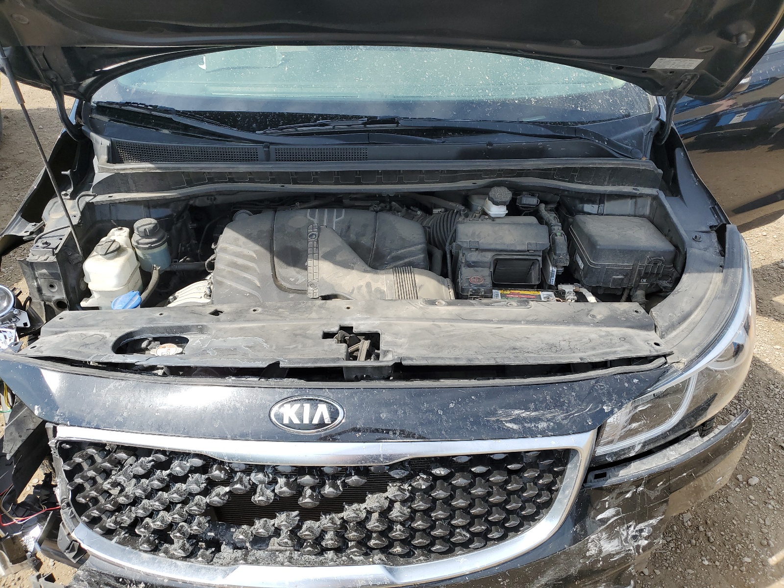 KNDMA5C18H6263880 2017 Kia Sedona L