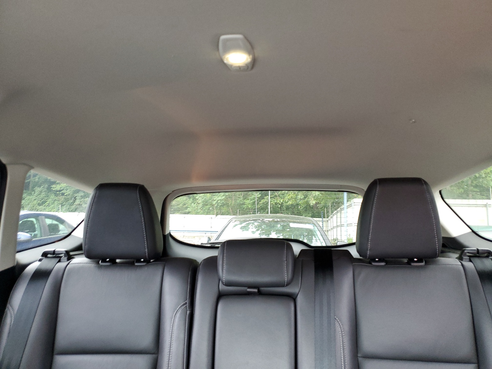 1FMCU9JX9GUC54242 2016 Ford Escape Titanium