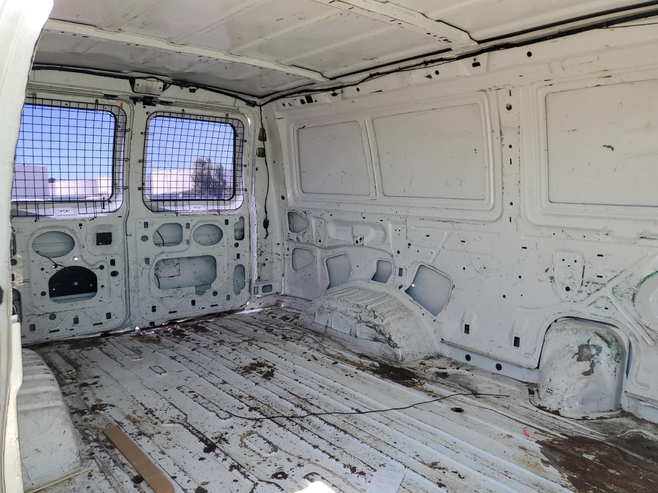 2000 Ford Econoline E250 Van VIN: 1FTNE24L0YHB86062 Lot: 67791294