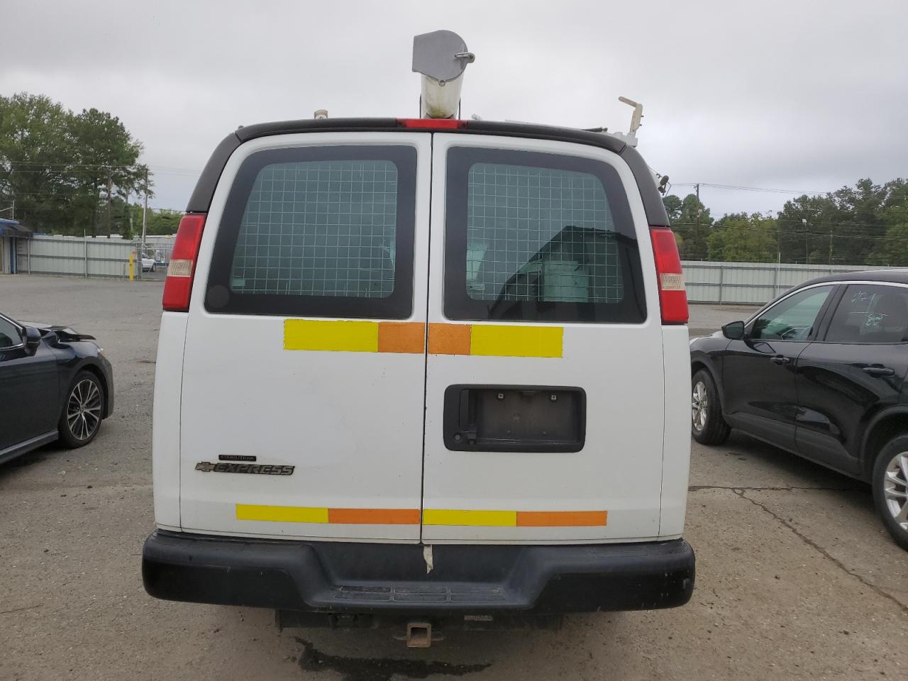 1GCWGFCA1D1137882 2013 Chevrolet Express G2500