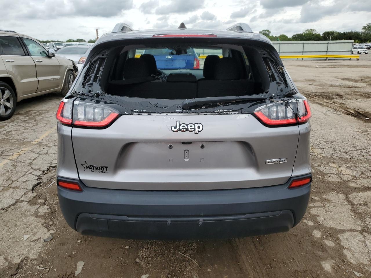 2019 Jeep Cherokee Latitude VIN: 1C4PJLCB0KD419830 Lot: 69392384