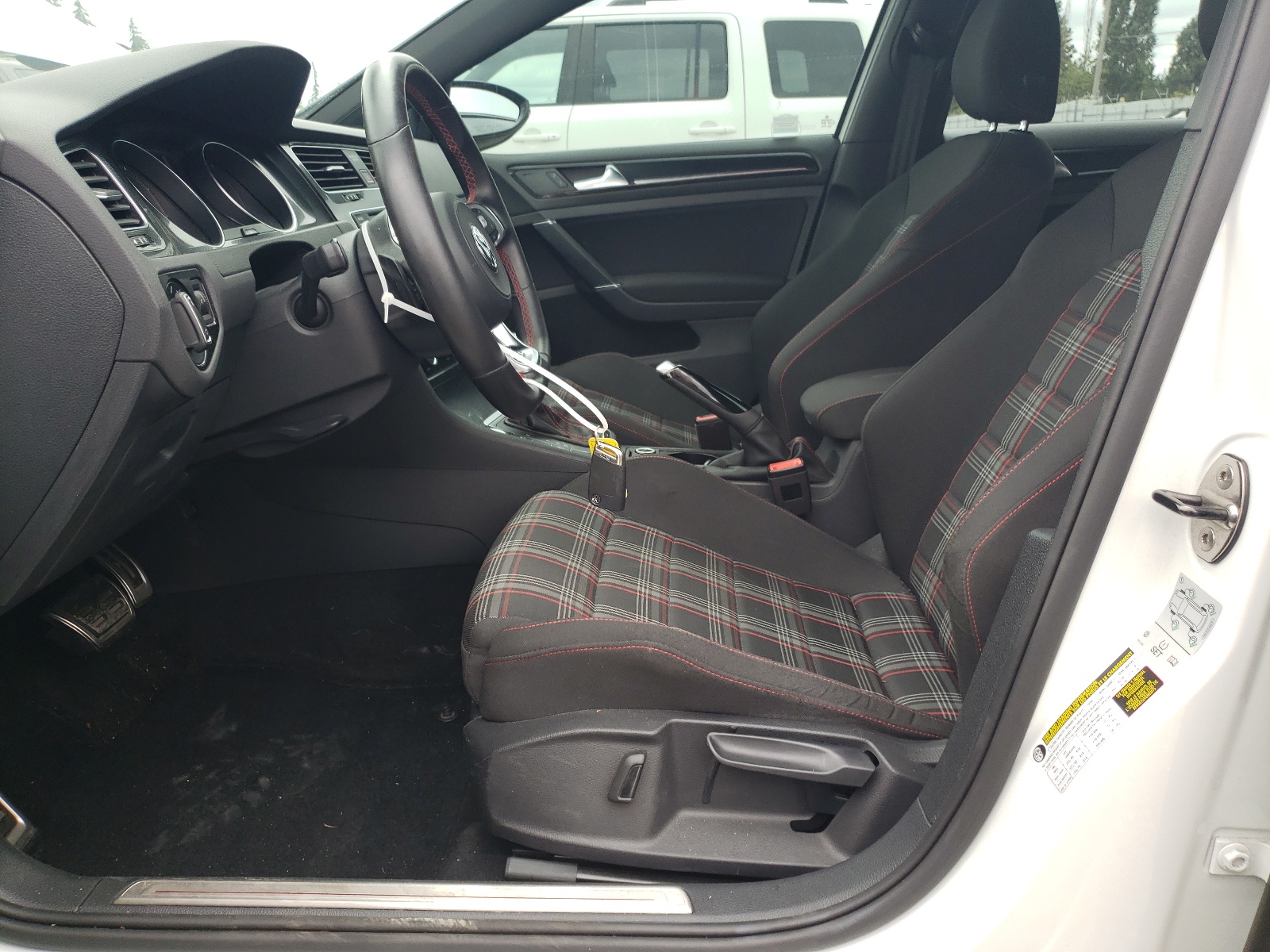 3VW447AUXHM020486 2017 Volkswagen Gti S/Se