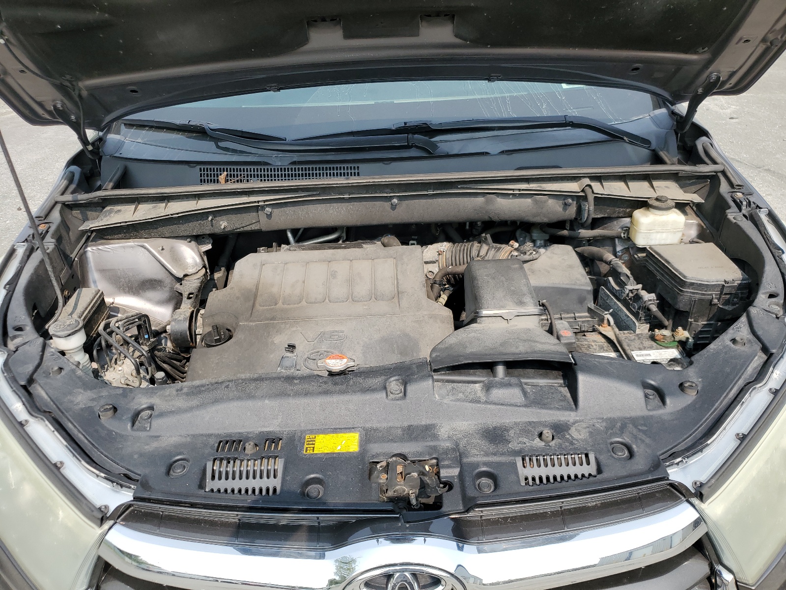 5TDJKRFH3GS231983 2016 Toyota Highlander Xle