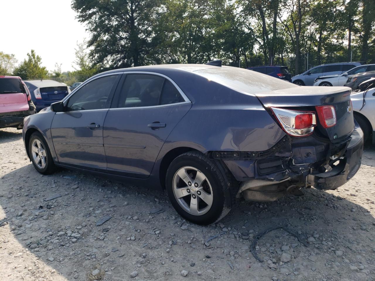 1G11B5SL3FF240242 2015 CHEVROLET MALIBU - Image 2