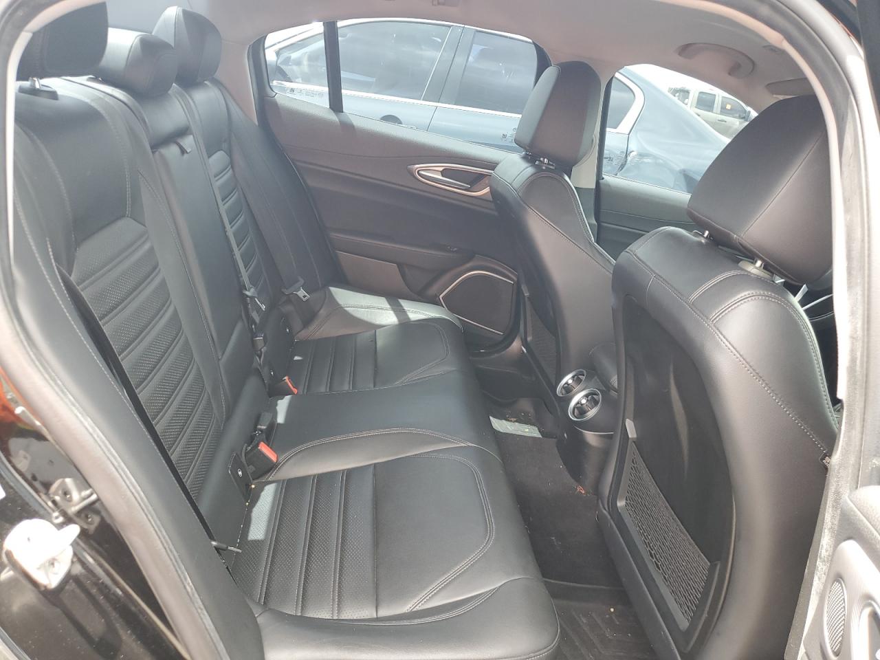 2017 Alfa Romeo Giulia Ti VIN: ZARFAECN4H7557904 Lot: 66012184