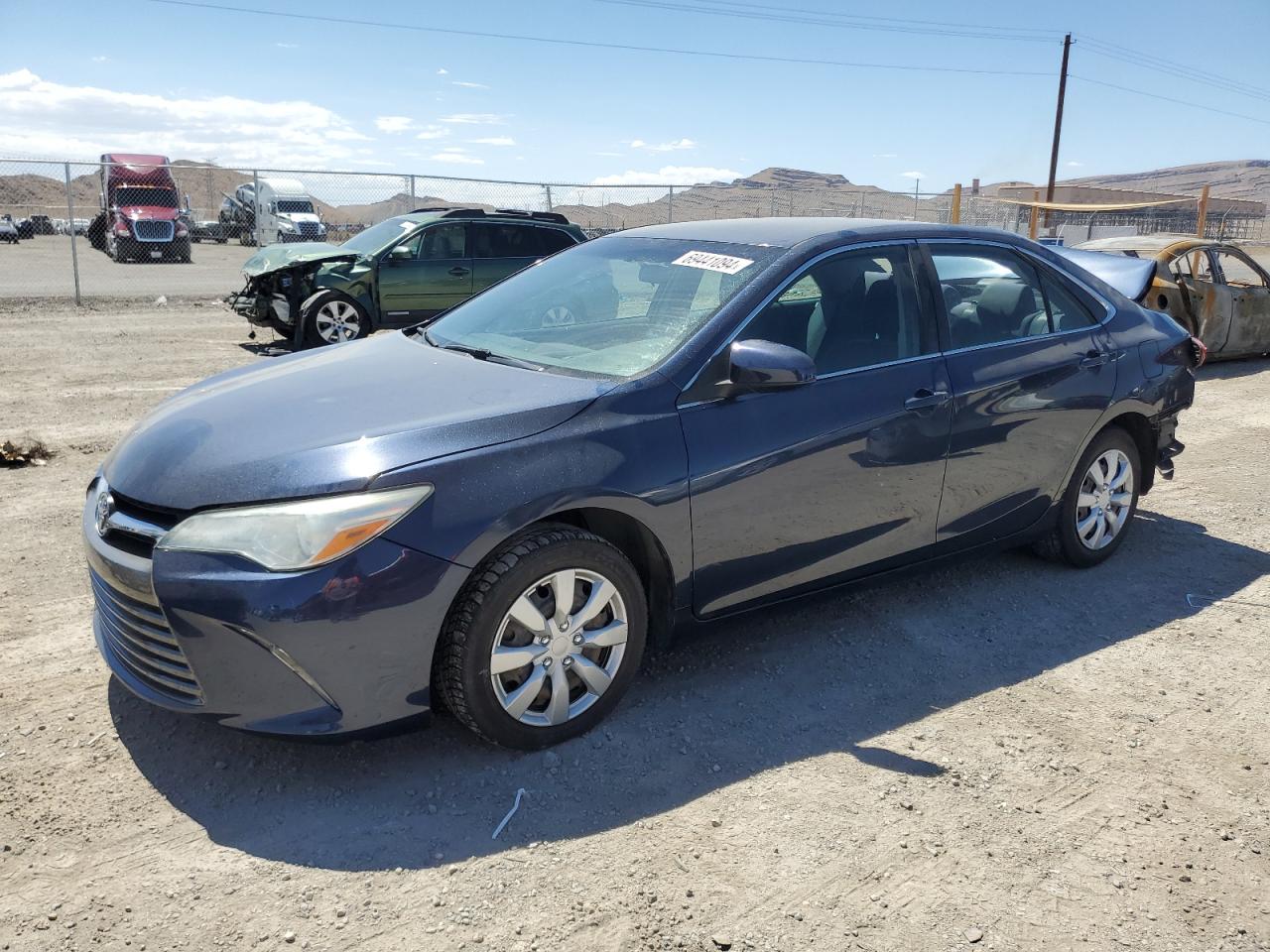 4T4BF1FK4FR465339 2015 TOYOTA CAMRY - Image 1