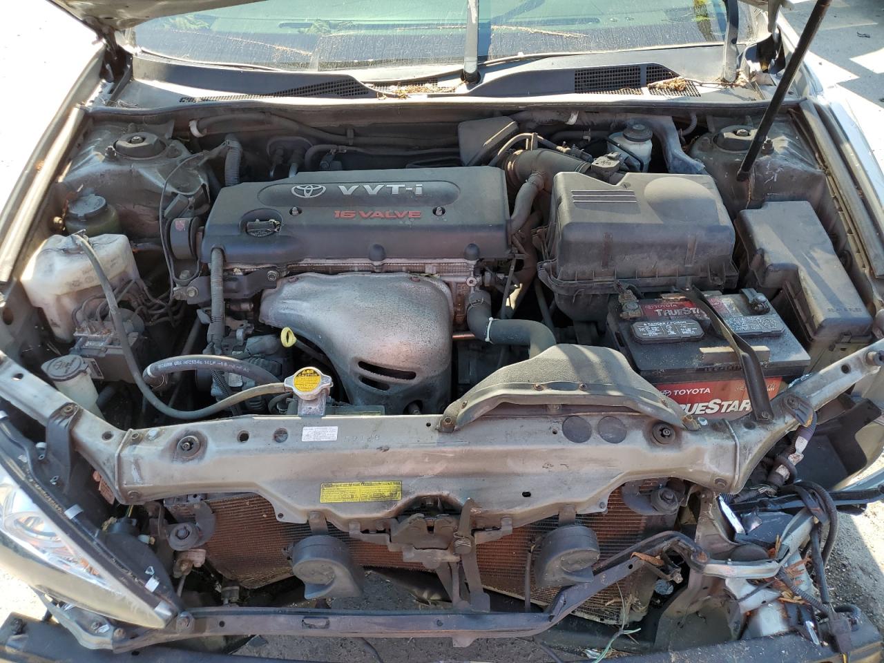 4T1BE30K05U517811 2005 Toyota Camry Le