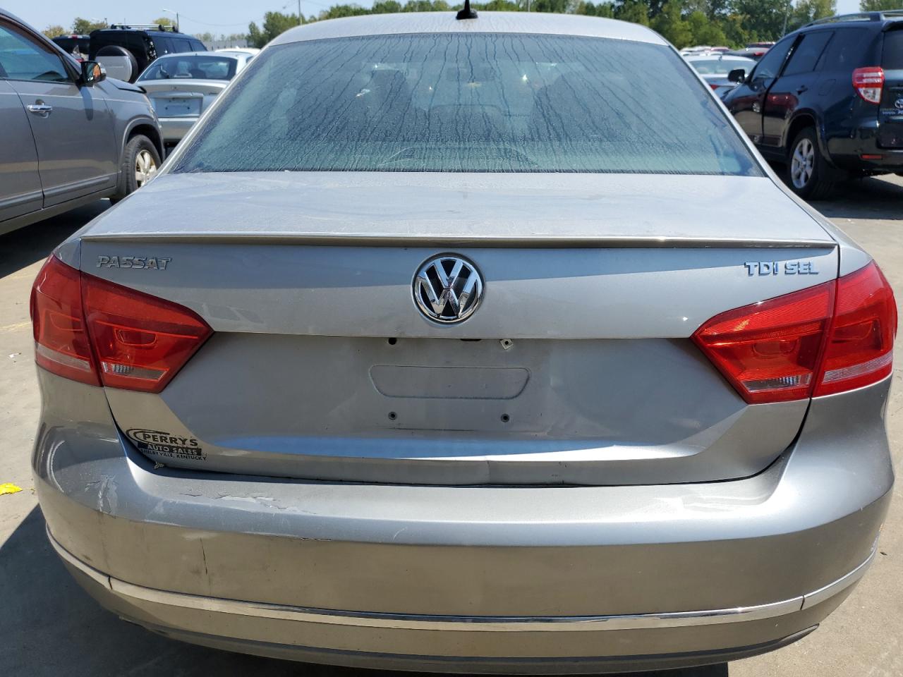 2013 Volkswagen Passat Sel VIN: 1VWCN7A36DC011456 Lot: 69014154