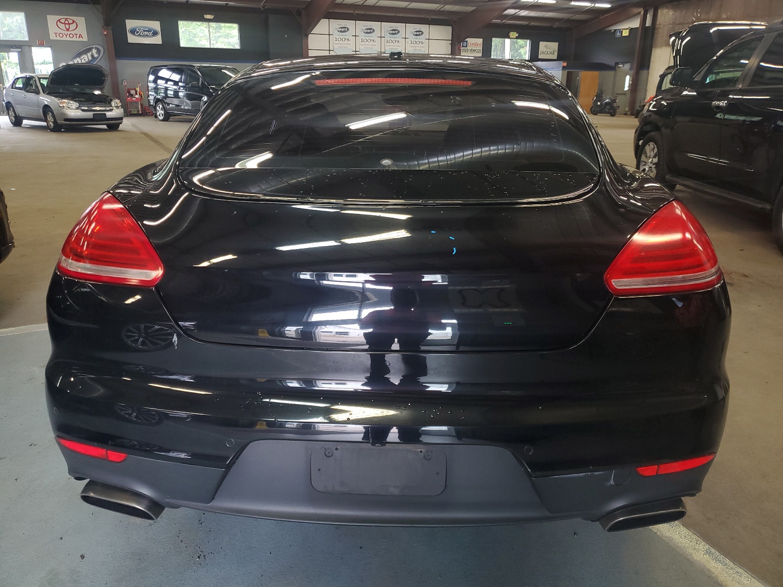 WP0AA2A77EL005310 2014 Porsche Panamera 2