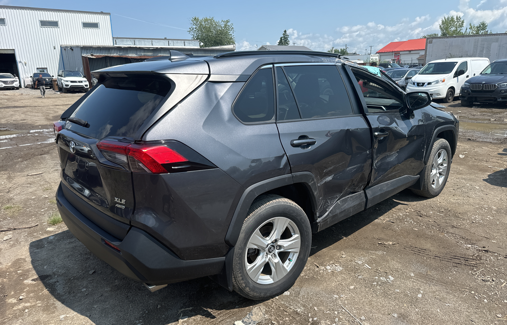 2T3R1RFV1LW107473 2020 Toyota Rav4 Xle