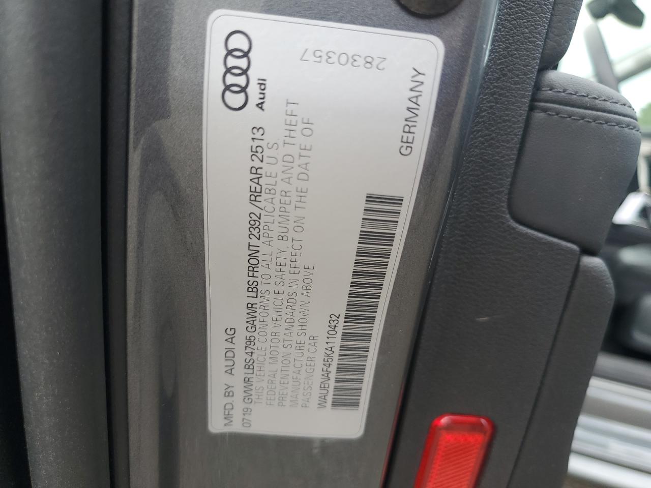 WAUENAF45KA110432 2019 Audi A4 Premium Plus