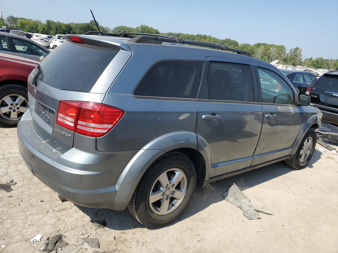 2010 Dodge Journey - Image 3