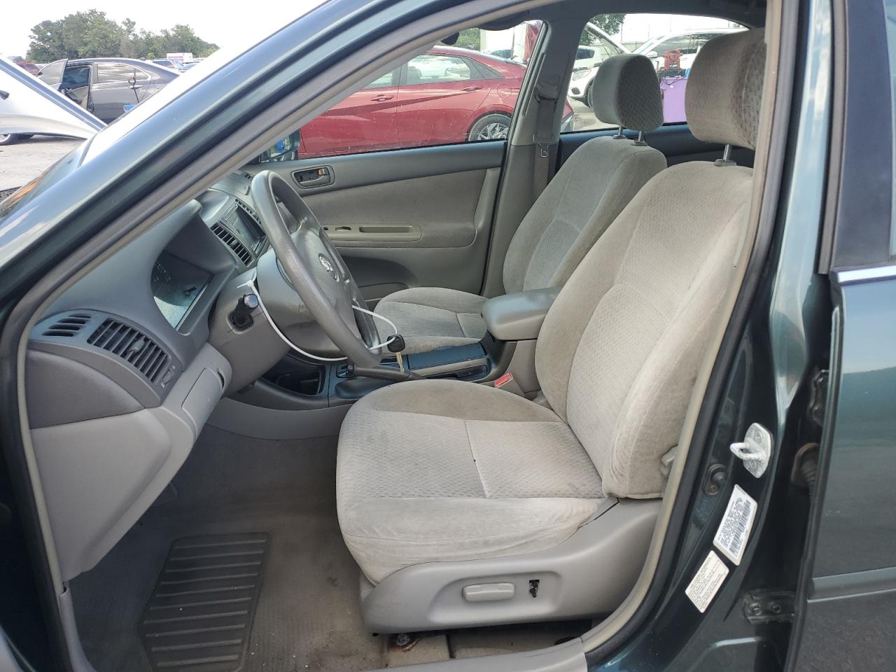 2003 Toyota Camry Le VIN: 4T1BF32K73U046926 Lot: 68822124