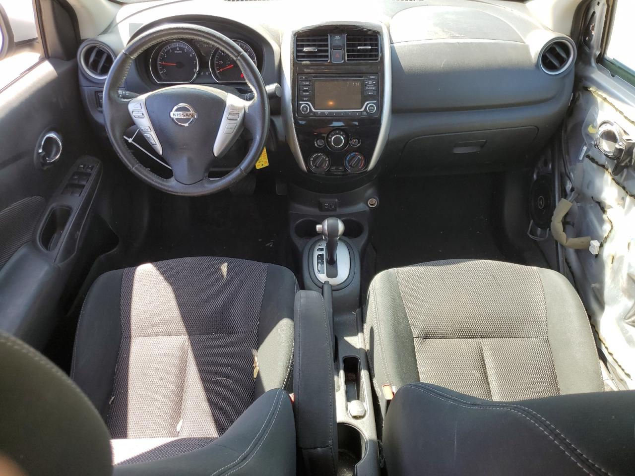 3N1CN7AP5JL808564 2018 Nissan Versa S