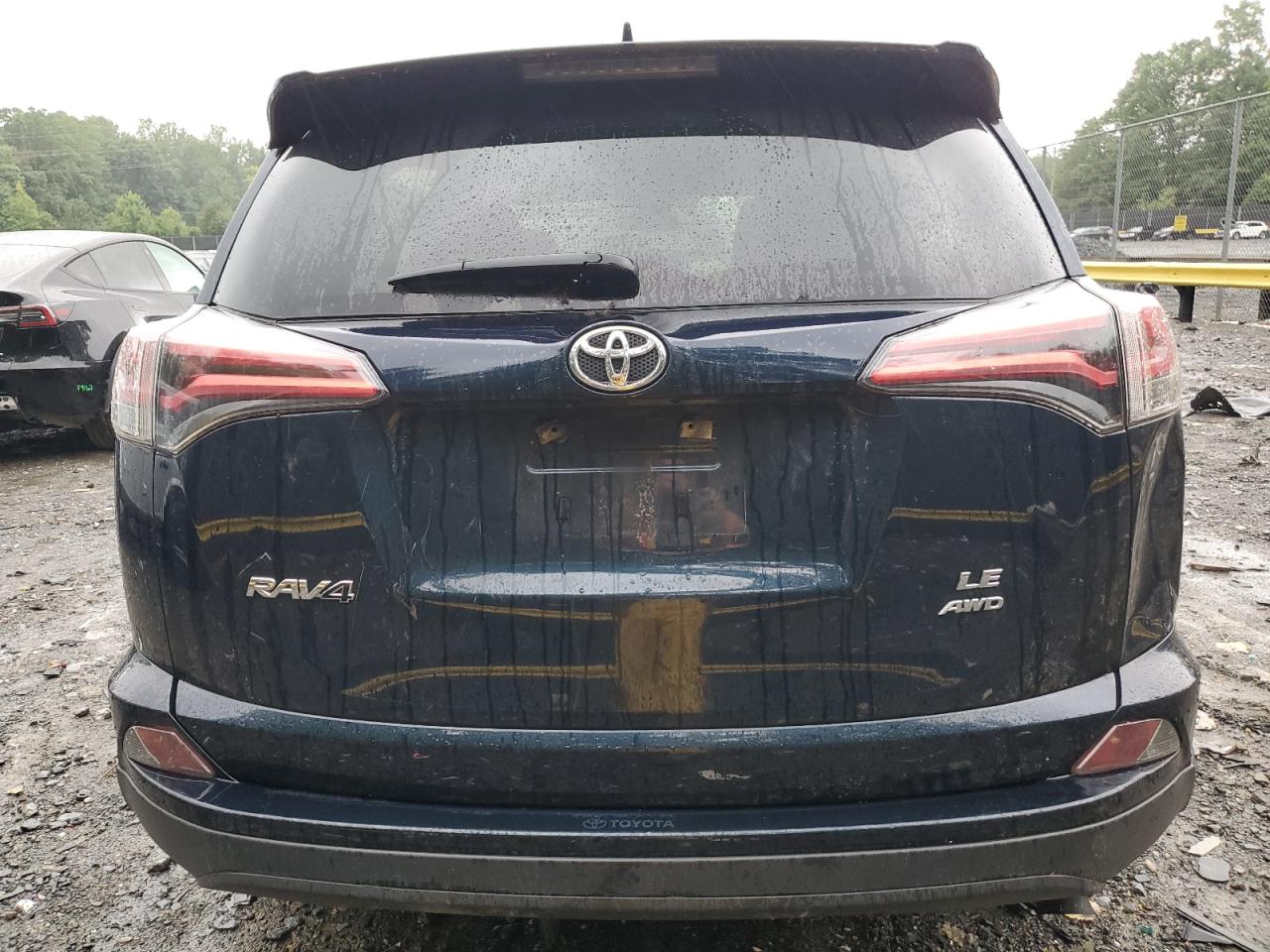 2017 Toyota Rav4 Le VIN: JTMBFREV7HJ169499 Lot: 66231454