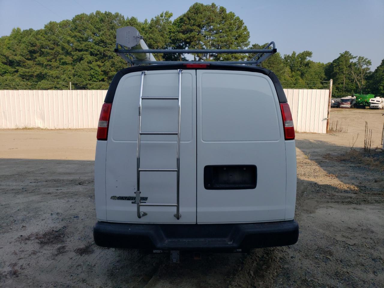 2016 Chevrolet Express G2500 VIN: 1GCWGAFF5G1264200 Lot: 64859864