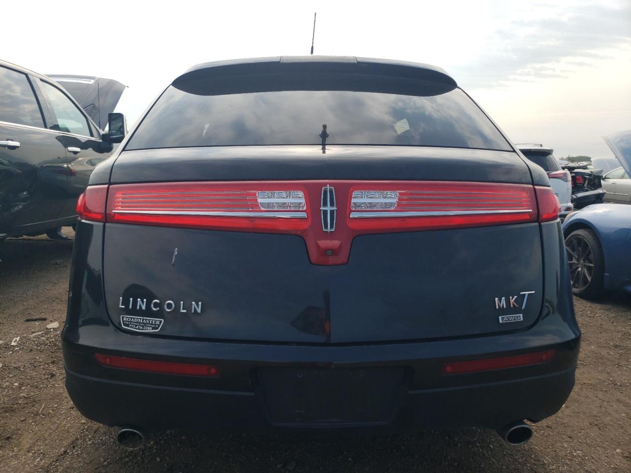 2015 Lincoln MKT - Image 6