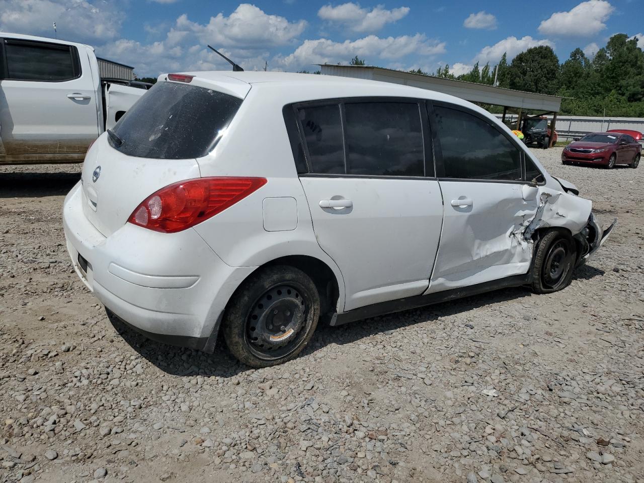 2012 Nissan Versa - Image 3