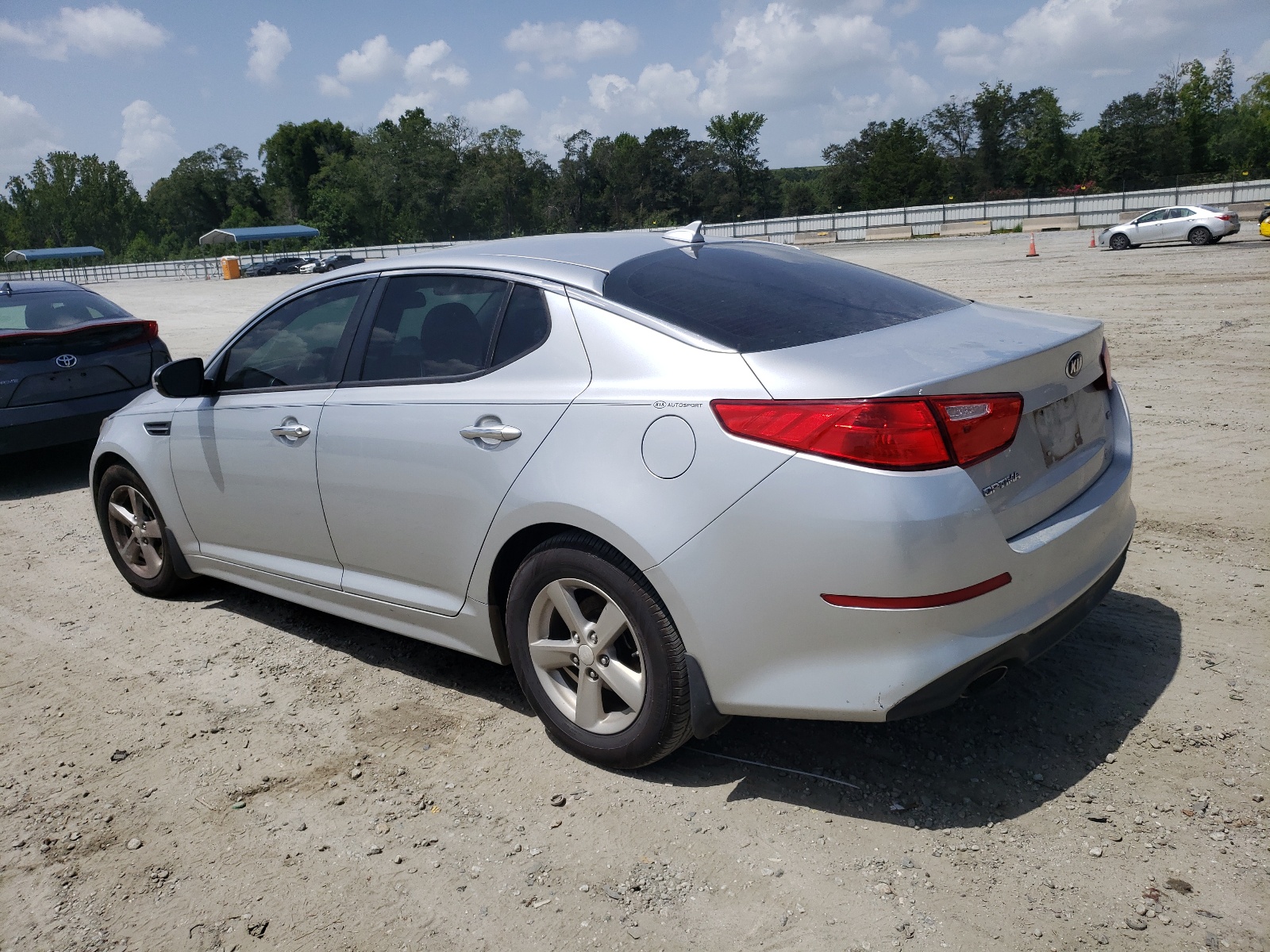 2015 Kia Optima Lx vin: 5XXGM4A71FG420976