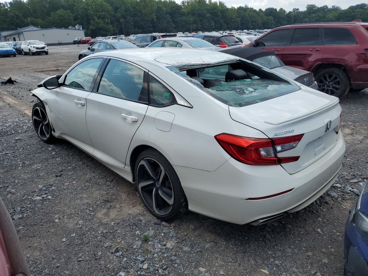 1HGCV1F38KA101582 2019 HONDA ACCORD - Image 2