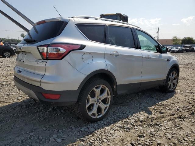  FORD ESCAPE 2017 Srebrny