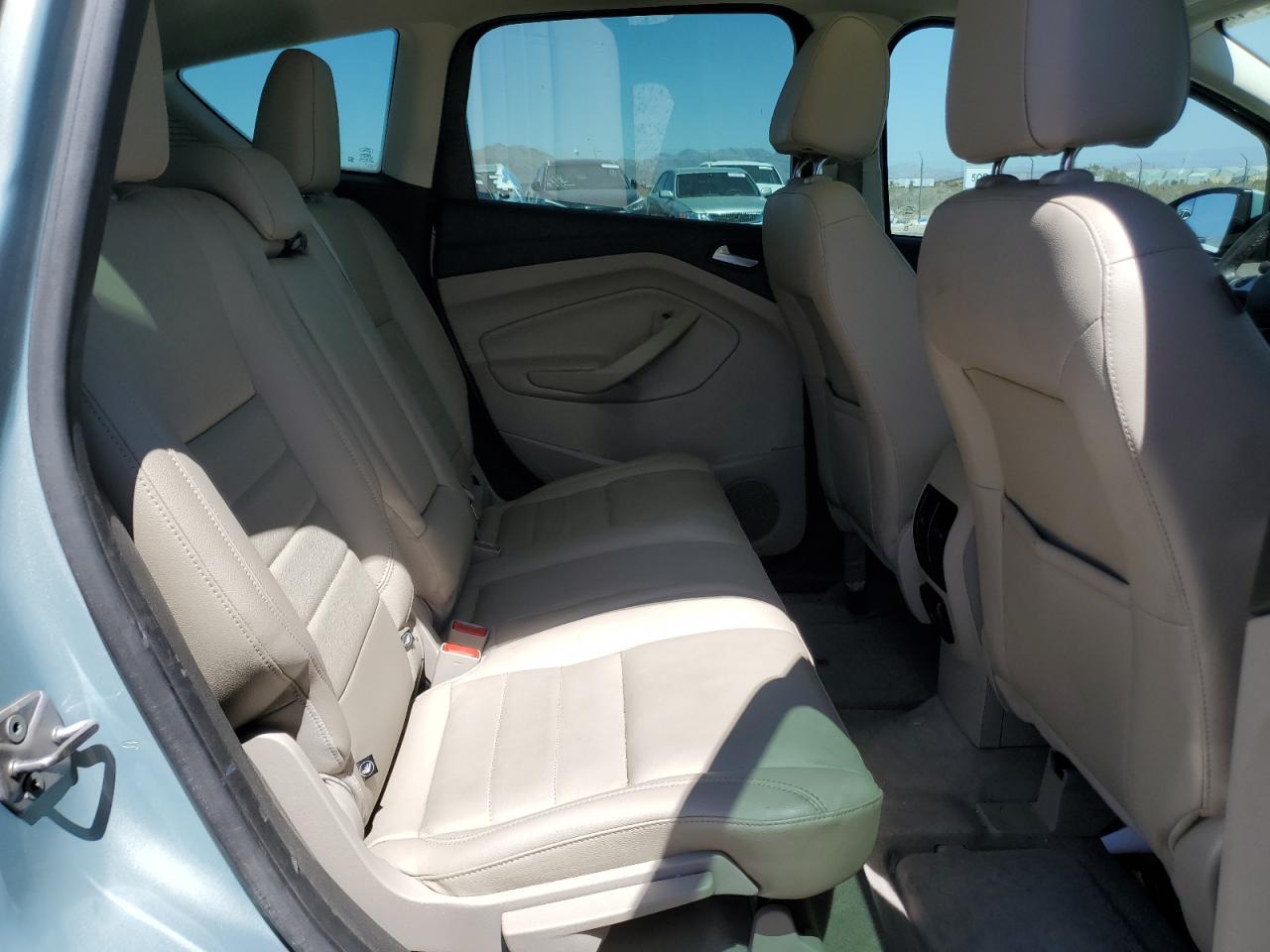 2013 Ford C-MAX - Image 11