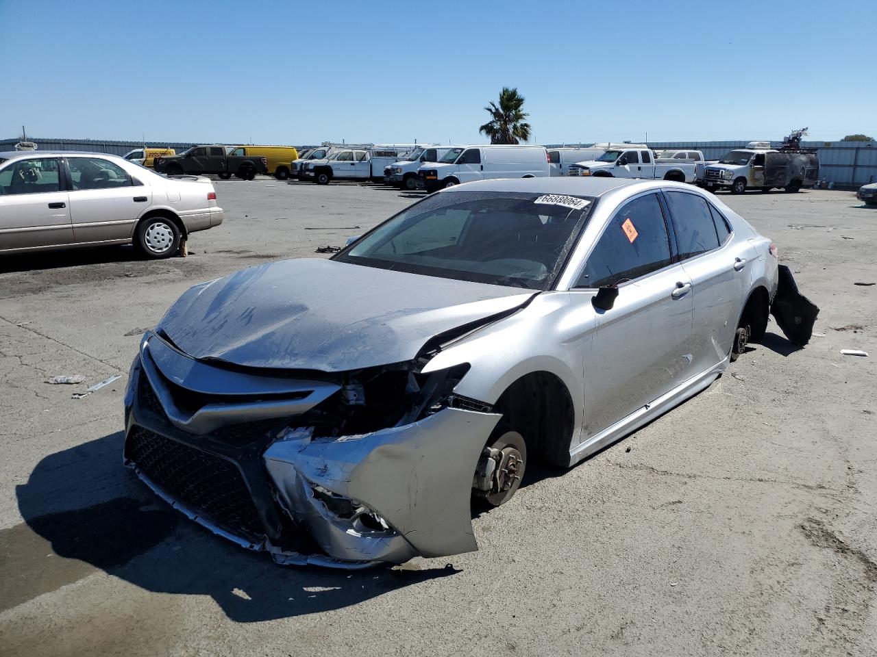 4T1K61AKXLU936830 2020 TOYOTA CAMRY - Image 1