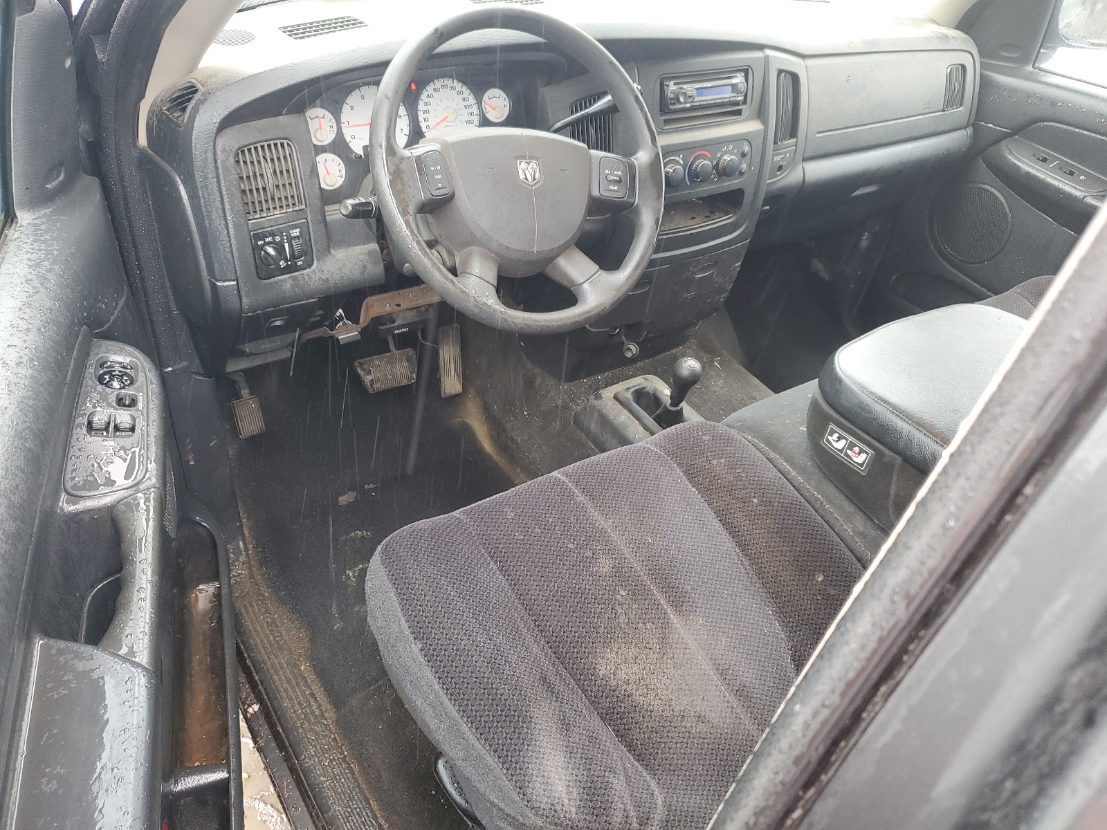 1D7HU16D84J266783 2004 Dodge Ram 1500 St