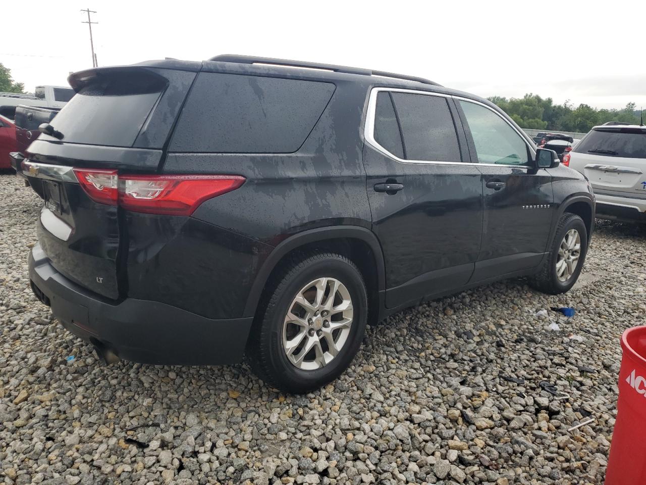 VIN 1GNEVGKW3KJ178815 2019 CHEVROLET TRAVERSE no.3