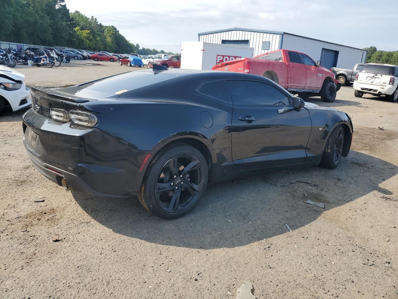 2023 Chevrolet Camaro - Image 3