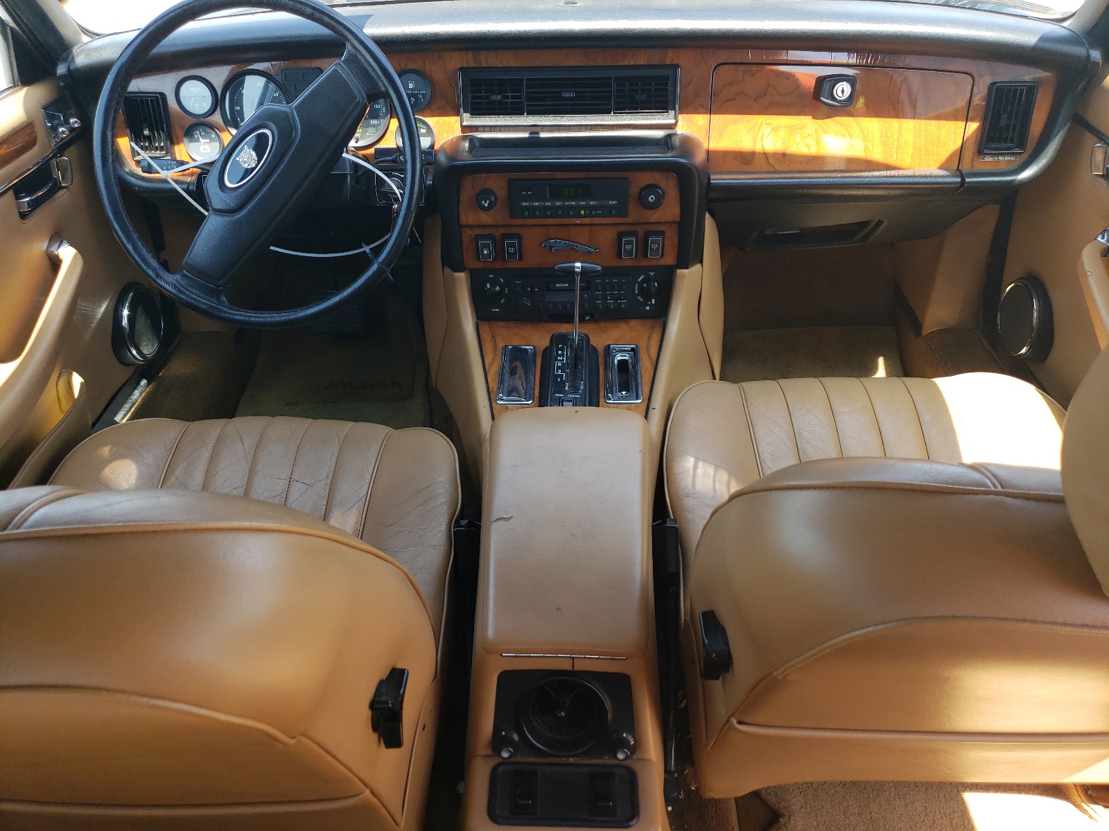 SAJAV134XGC434706 1986 Jaguar Xj6