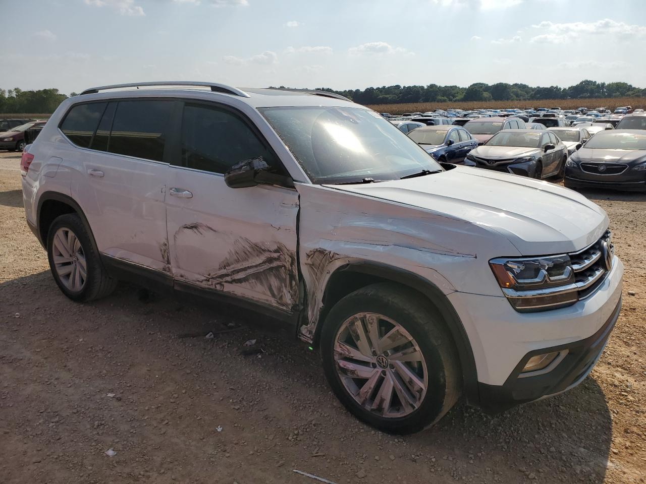 1V2ER2CA7JC593866 2018 Volkswagen Atlas Sel