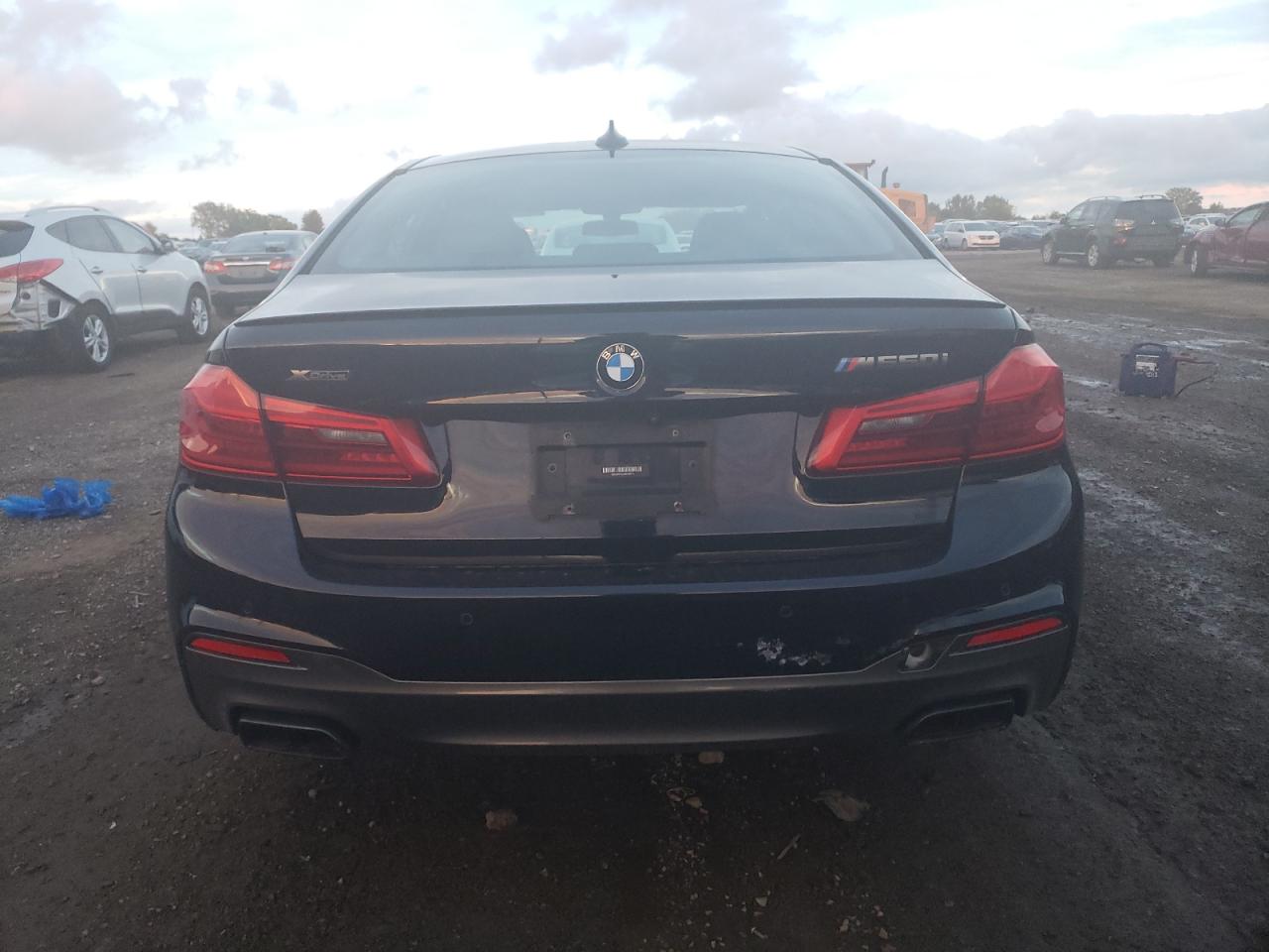 WBAJB9C53JB049514 2018 BMW M550Xi