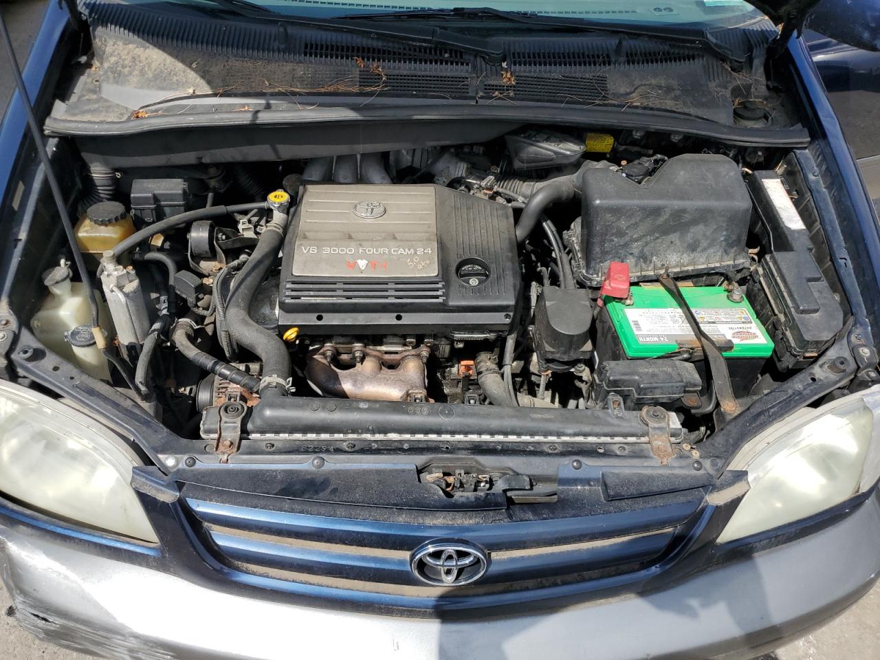 2001 Toyota Sienna Le VIN: 4T3ZF13C31U402125 Lot: 66430484