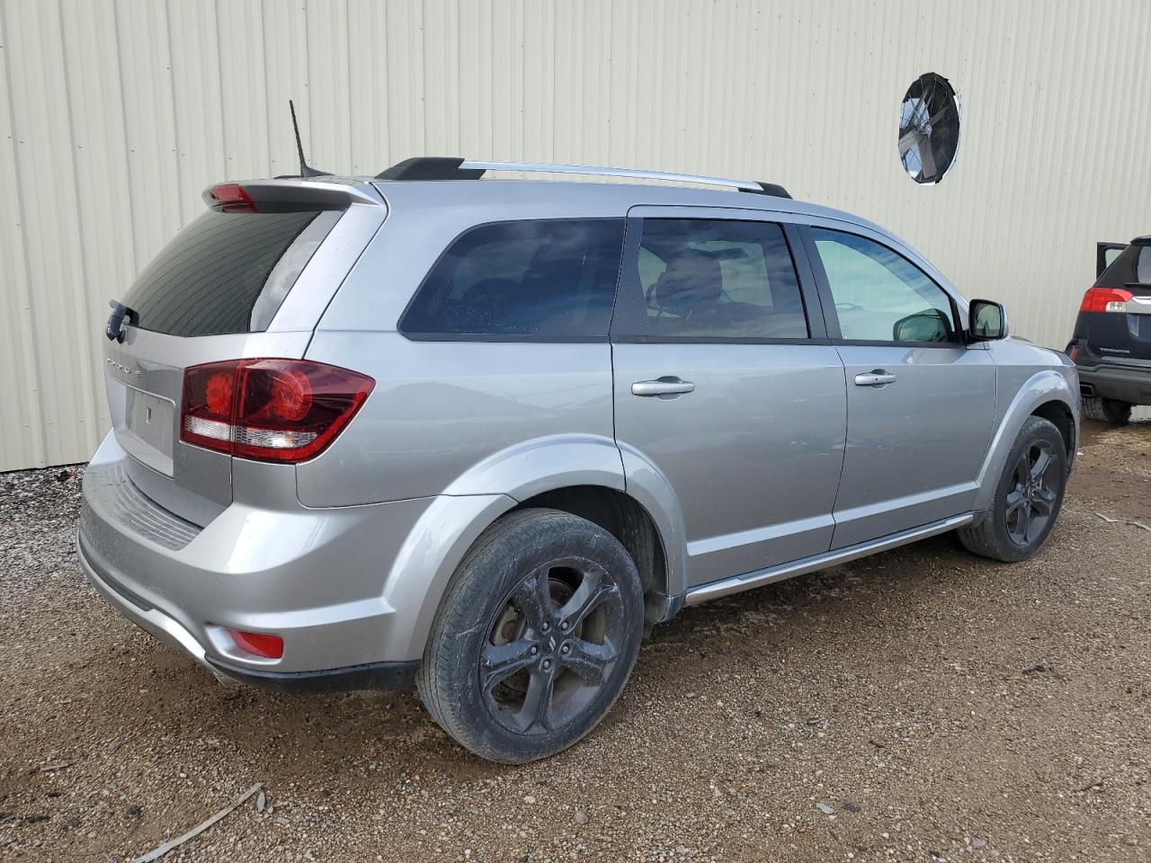 VIN 3C4PDCGG8KT717646 2019 DODGE JOURNEY no.3