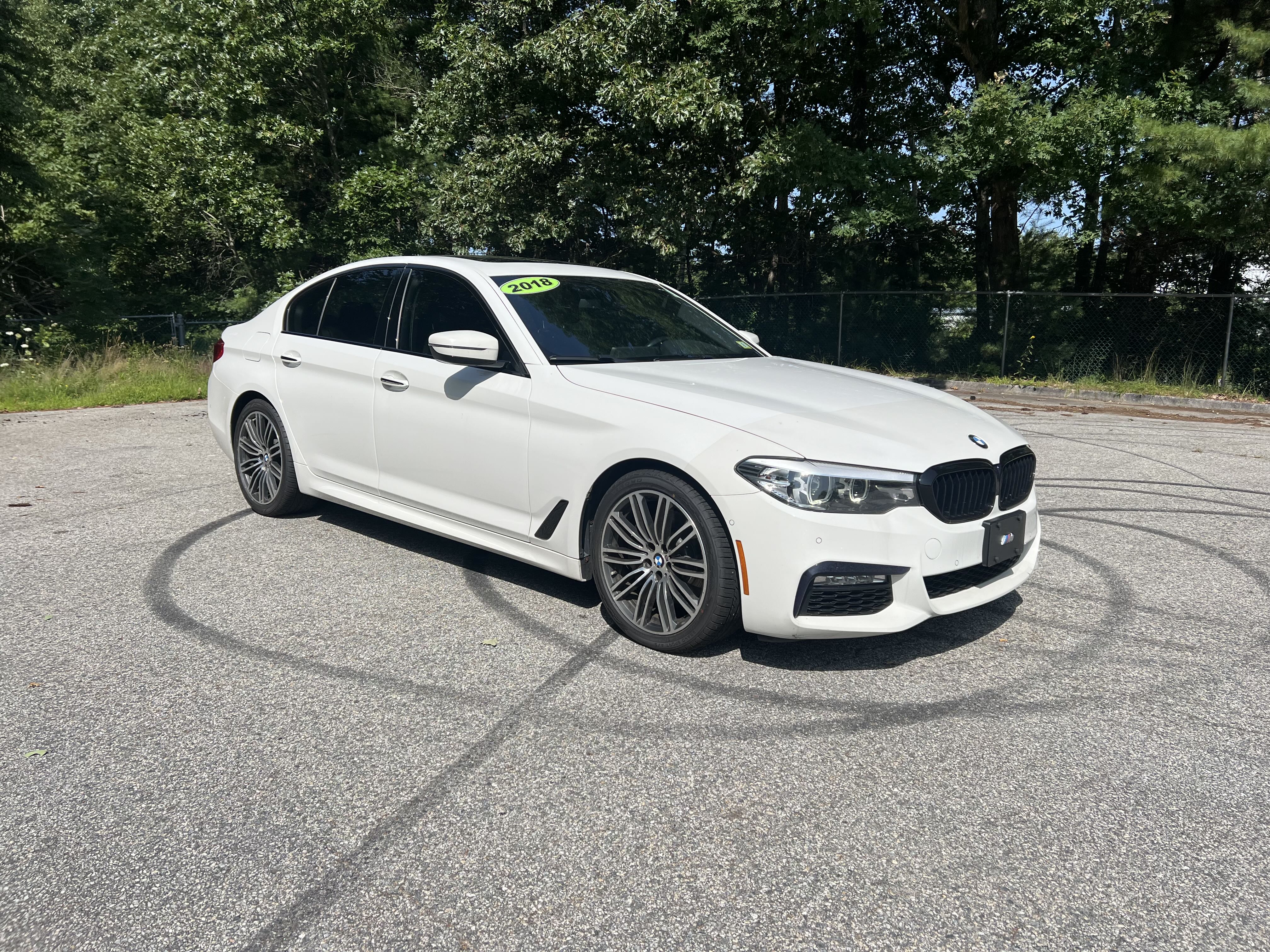 2018 BMW 530 Xi vin: WBAJA7C55JWA71985