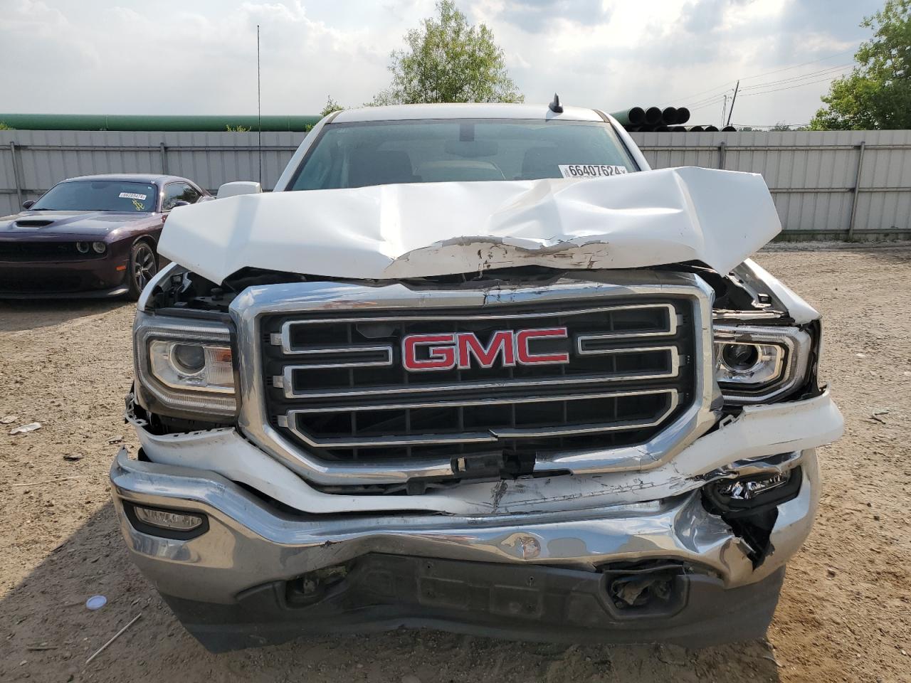 2017 GMC Sierra - Image 5