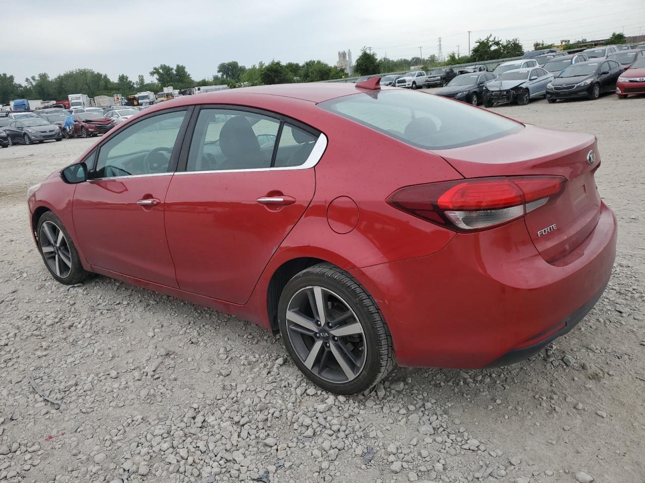 VIN 3KPFL4A86HE043239 2017 KIA FORTE no.2