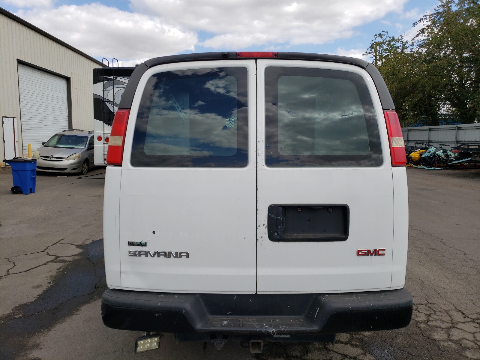 1GTZGFBA2A1159495 2010 GMC Savana G2500