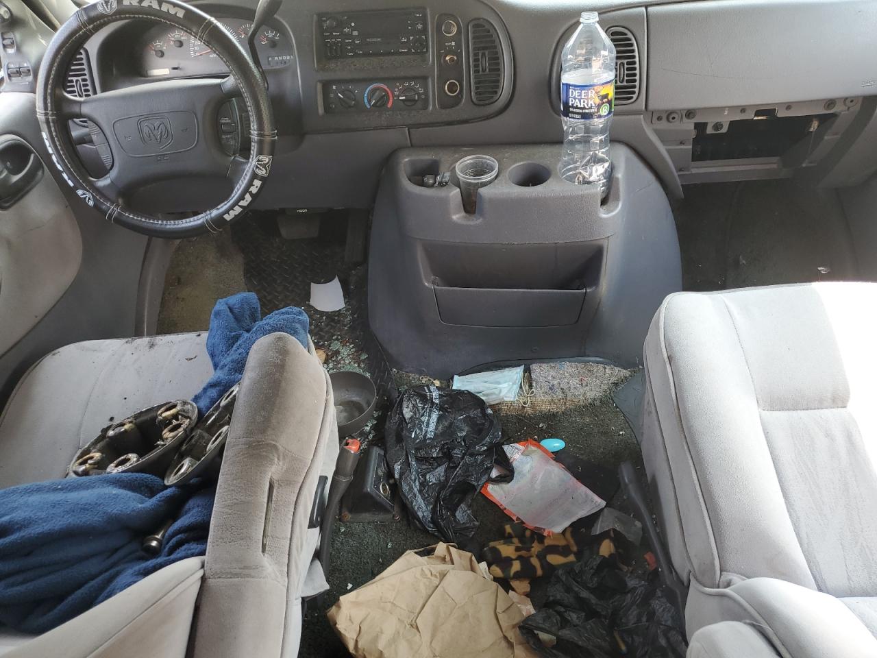 1998 Dodge Ram Van B1500 VIN: 2B6HB11Y4WK136876 Lot: 64833174