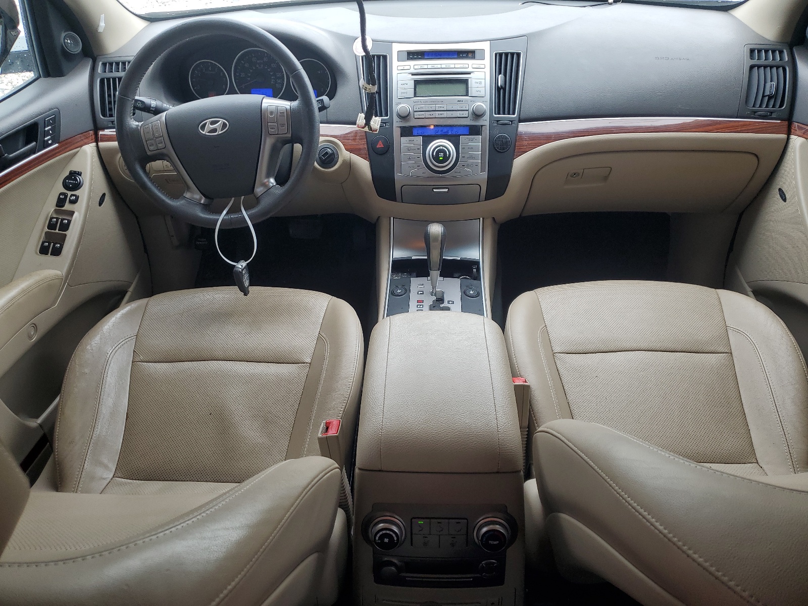 KM8NU4CC1CU192030 2012 Hyundai Veracruz Gls