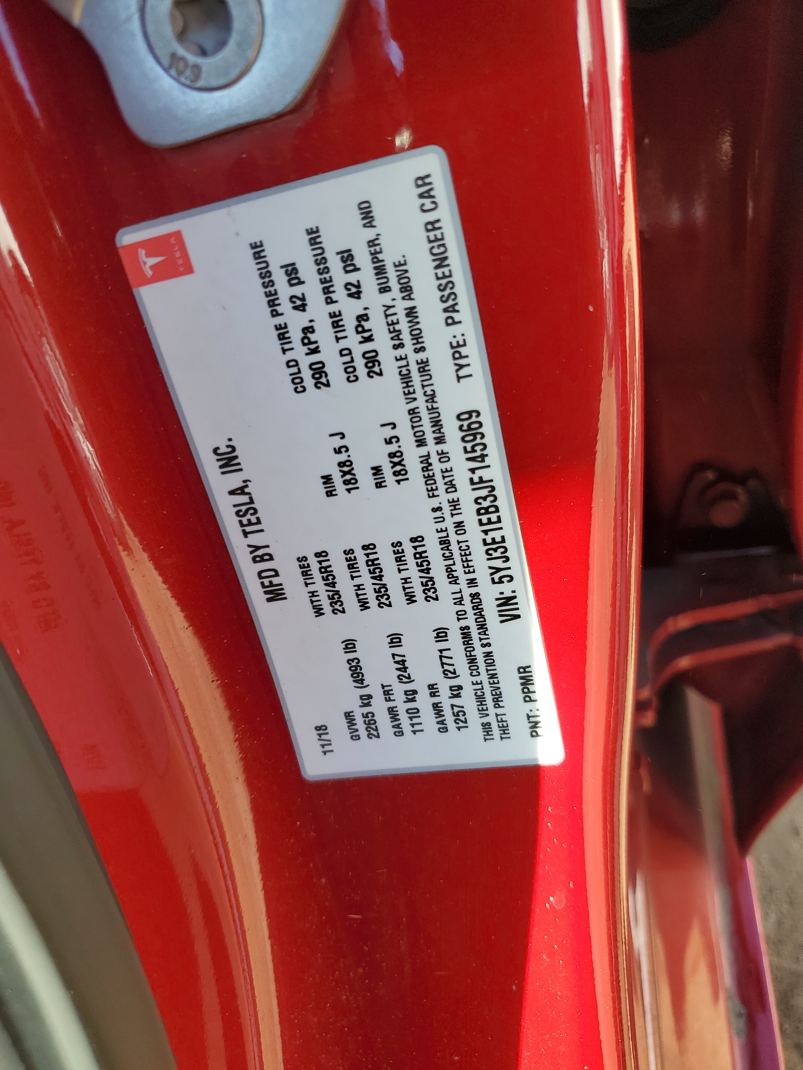 5YJ3E1EB3JF145969 2018 Tesla Model 3