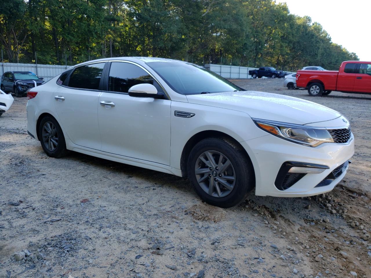 2019 Kia Optima - Image 4