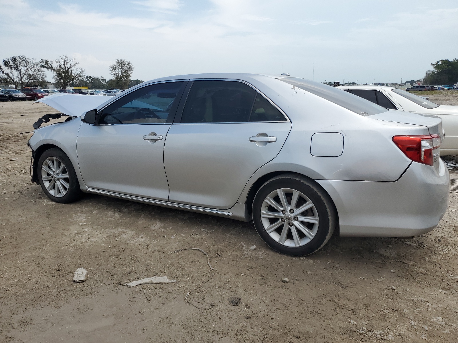 4T1BK1FK4EU539959 2014 Toyota Camry Se