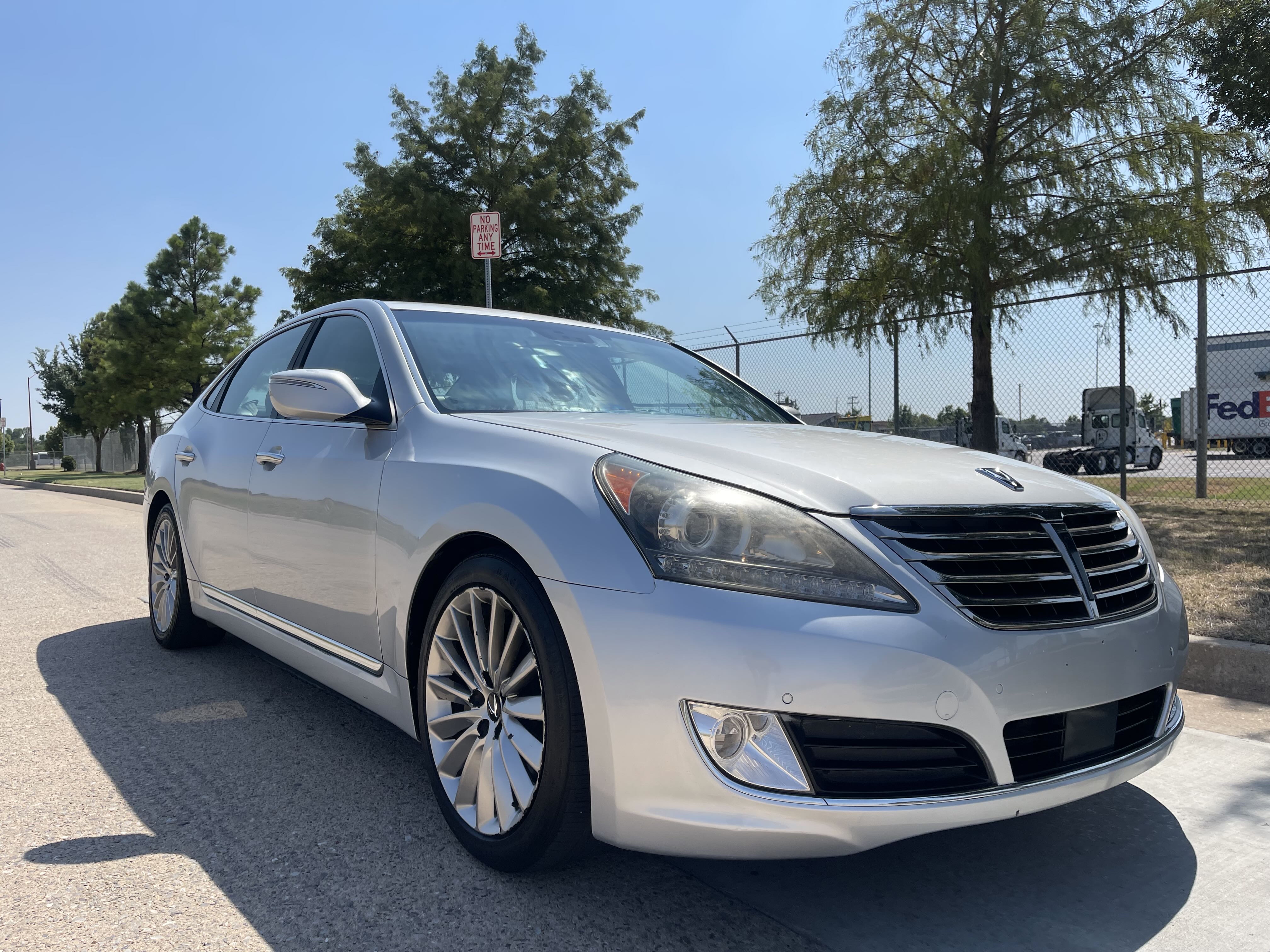 2016 Hyundai Equus Signature vin: KMHGH4JH8GU105791