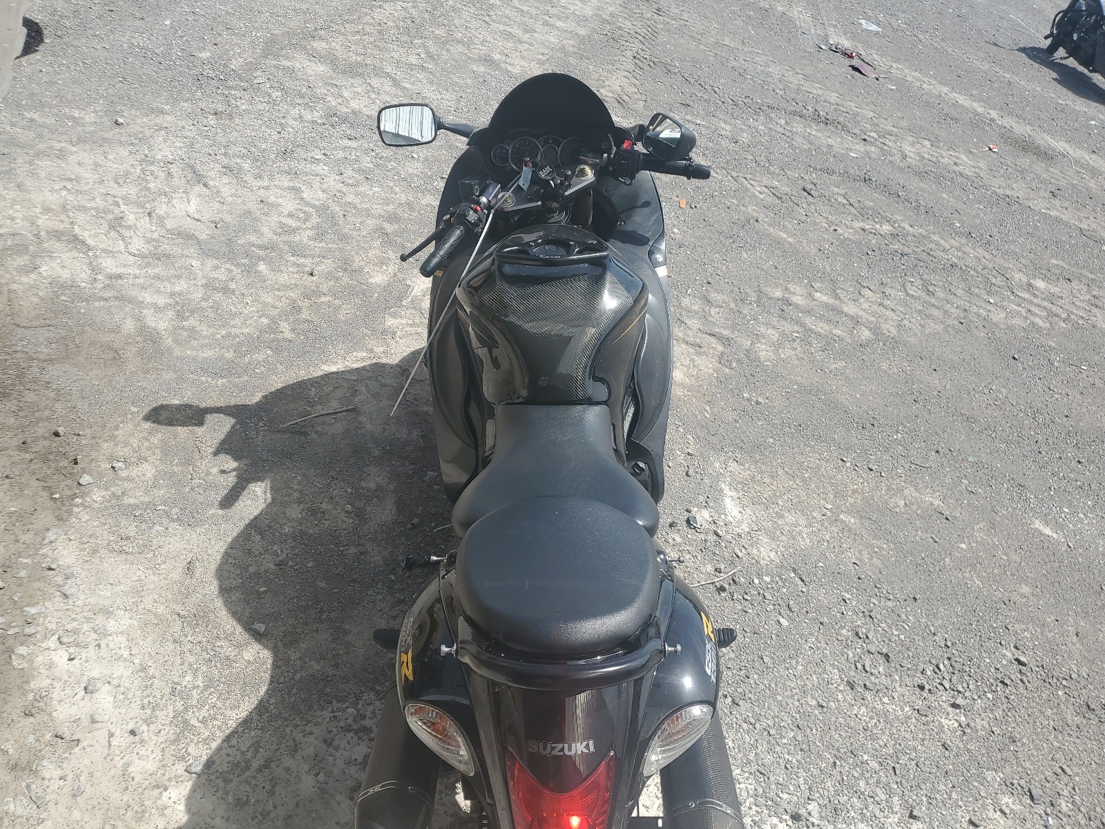 JS1GX72B7F2101044 2015 Suzuki Gsx1300 Ra