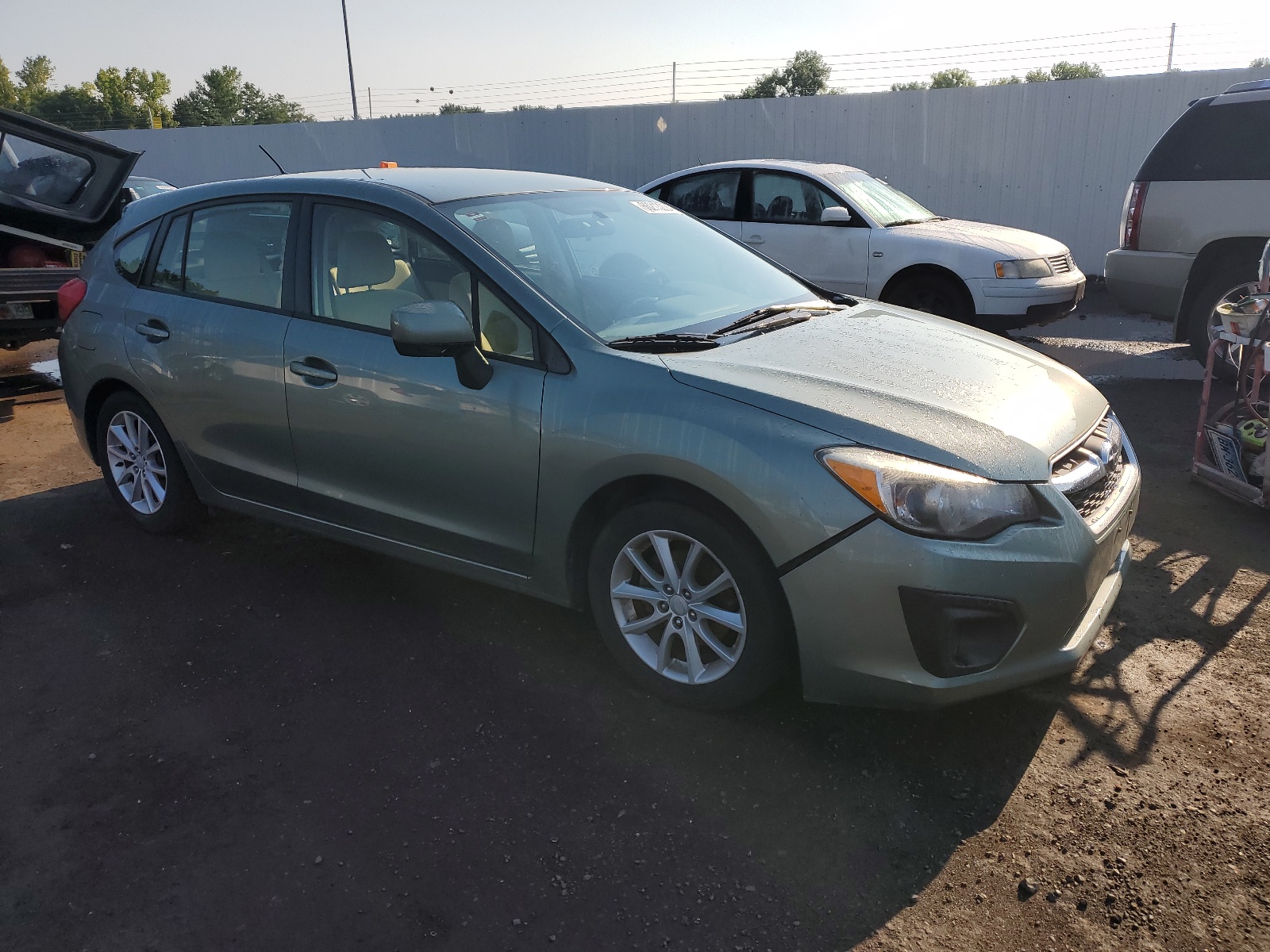 2014 Subaru Impreza Premium vin: JF1GPAC62E8268269